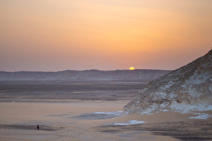 Day Trip To Bahariya Oasis Visit Black and White Desert